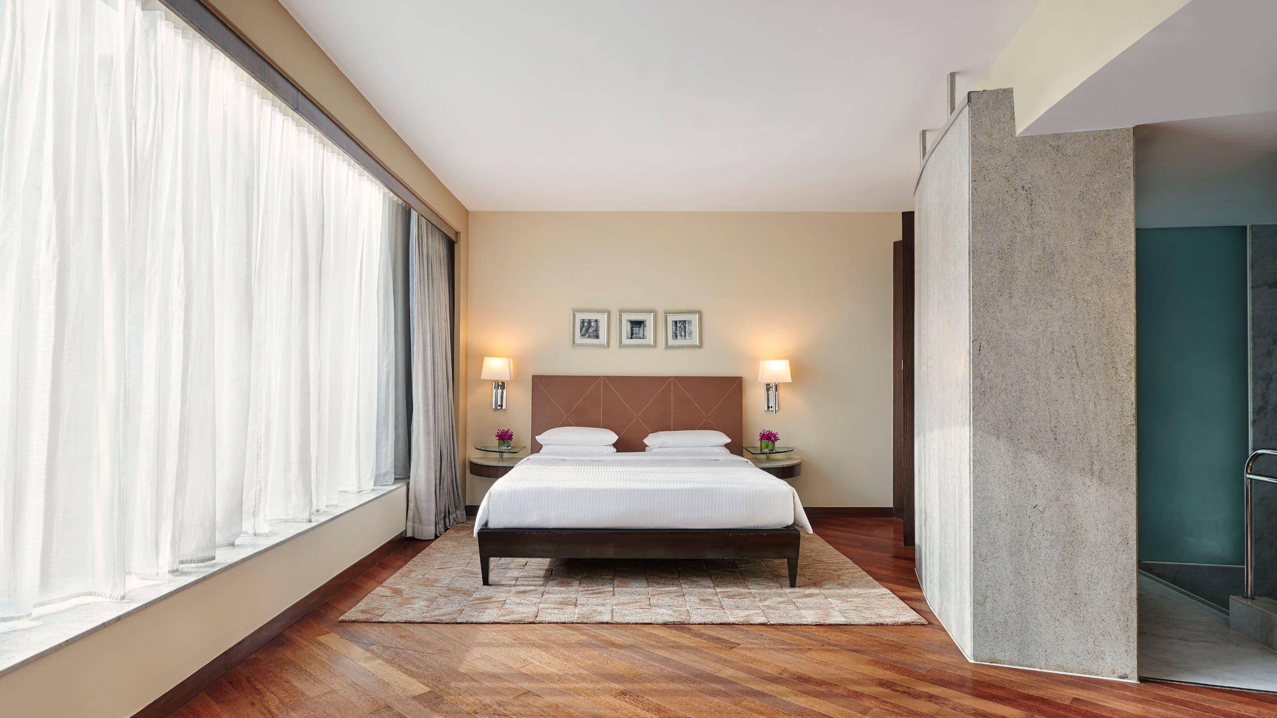 Hotel Hyatt Regency Mumbai International Airport Exterior foto A bedroom at the hotel